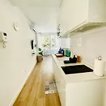 Luxury Loft With Pool In The Centre *