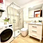 Luxury Loft With Pool In The Centre * 托雷莫利诺斯