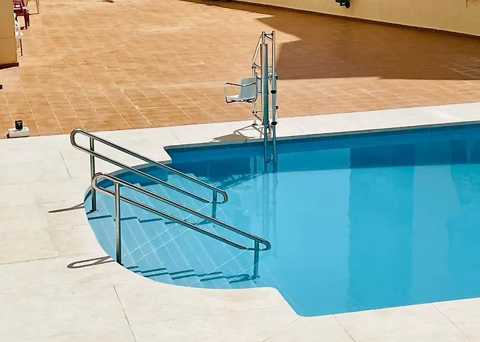 Luxury Loft With Pool In The Centre